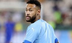 Neymar dizinden ameliyat oldu