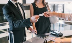 Otellerde kimlik dönemi değişiyor: Fotokopi çekmek yasaklandı