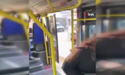 Nilüfer’de akılalmaz olay: Otobüse satırla saldırdı!