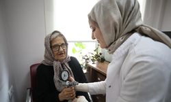 Balıkesir'de kurulan Düşme Kliniği ile yaşlılar hayata daha sıkı tutunuyor