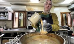 Hatay'da kadınların yaptığı süt reçeli sofraları süslüyor