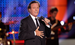 İspanyol yıldızın başı dertte: Julio Iglesias’a cinsel taciz suçlaması