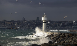 İstanbul için şiddetli fırtına uyarısı: Cumartesi gününe dikkat!
