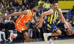 Fenerbahçe Beko Avrupa Ligi'nde son 21 saniyede kazandı!