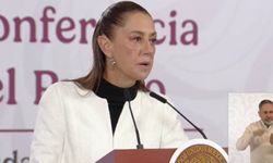 Meksika Devlet Başkanı depreme basın toplantısında yakalandı!