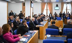 En düşük emekli maaşı 20 bin lira: TBMM'de kabul edildi