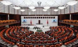 Bunu yapan milletvekilerine maaş kesintisi ve Meclis'e giriş yasağı geliyor!