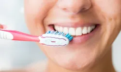 Diş fırçalamak orucu bozar mı? Macunla diş fırçalayınca oruç bozulur mu?