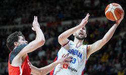 12 Dev Adam, Dünya Kupası elemelerinde Sırbistan engelini 82-78'le aştı