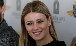 Gizem Karaca, minik Leyla Yaz'ın yüzünü ilk kez gösterdi