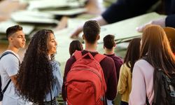 Üniversite öğrencileri hangi partiye oy verecek? Rekor farkla seçtiler!