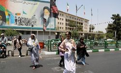 Çin'den sonra şimdi de Kazakistan, İran'daki vatandaşlarını uyardı