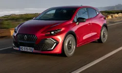 Yeni Renault Clio satış fiyatı ne kadar oldu? 2026 Yeni Renault Clio fiyatı ve özellikleri neler?