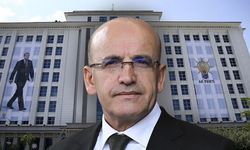 Ekonomi yönetimi AK Parti’yi ikiye böldü: Mehmet Şimşek istifanın eşiğinde mi?