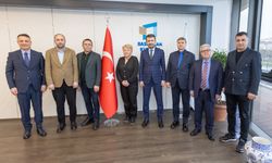 Gazete sahipleri BİK Genel Müdürü Abdulkadir Çay ile buluştu: Sektörün geleceği konuşuldu