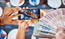 Fenomenlere 'lokma başı' kesinti: Reklam için yedikleri boğazlarına dizilecek