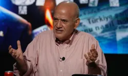 Ahmet Çakar Ali Şansalan’a ateş püskürdü: 'Bu nasıl kırmızı değil?'