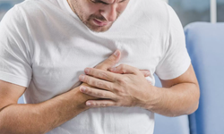 Kalp krizi riski diş etinden başlayabilir!