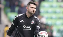 Beşiktaş'ta kale savaşı başladı: O isim gelirse Ersin Destanoğlu gidecek