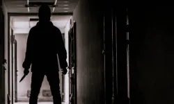 Sahada galibiyet, koridorda dehşet! Futbolcu soyunma odasında bıçaklandı