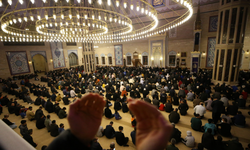 Arefe Günü teravih var mı? Son teravih ne zaman, saat kaçta? Arefe Günü teravih namazı kılınır mı?