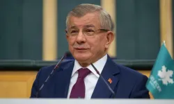 Davutoğlu’ndan dikkat çeken çıkış: 'AK Partililer kulağıma eğilip ‘Reise destek ol’ dedi'