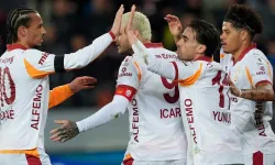 Galatasaray işi bitirdi! Fenerbahçe ile fark 4 oldu