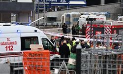 Ankara'da inşaat iskelesi çöktü: 1'i ağır 3 işçi yaralandı