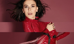 Bir dönemin efsanesi ünlü şarkıcıdan 6 yıl sonra sürpriz karar!