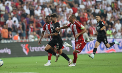 Beşiktaş Samsun'da nakavt: 5 dakikalık kabus puanı sildi süpürdü!