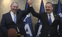 İYİ Parti’den ayrılmıştı: Mehmet Tolga Akalın Anahtar Parti’ye katıldı!