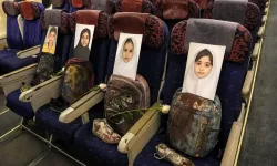 İran heyetinden ölen çocuklar için anlamlı anma: 'Bu yolculuktaki yol arkadaşlarım'