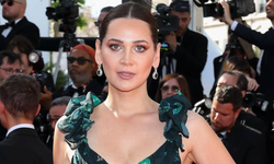 Gülsim Ali Cannes'da nefes kesti! Kırmızı halı yeşillendi
