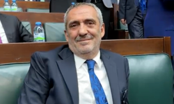 Yavuz Bingöl, AK Parti grup toplantısına katıldı: 'Siyasetten uzak kalamıyoruz'