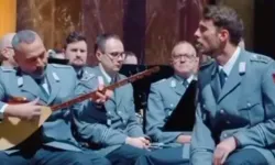 Alman marşlarına saz karıştı! Bundeswehr'de bağlama sürprizi