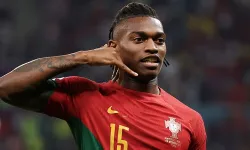 Süper Lig'i sallayacak soru! Rafael Leao hangi formayla daha tehlikeli?
