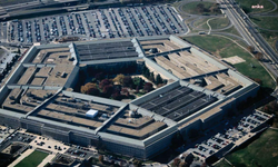 Pentagon’da kimyasal alarm! Bina giriş çıkışlara kapatıldı