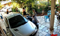 Kapı gıcırtısı kavgası kanlı bitti: Komşusunu öldürdü