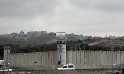 Filistin Esirler ve Serbest Bırakılanlar Heyeti'nden açıklama: 'İsrail hapishanelerinde baskı ve işkence artıyor'