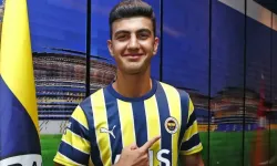 Fenerbahçe'de Yiğit Efe Demir yolcu! Eli kulağında