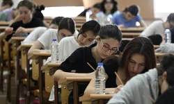 Üniversite sınavında ikinci gün: AYT ve YDT'ye 1 milyon 831 bin 599 aday katılacak