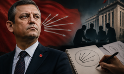 Özgür Özel cephesinde hareketli saatler! Yeni parti için üç ayrı logo hazırlanıyor