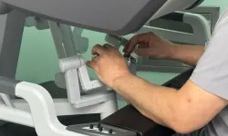 Uyku apnesine robotik cerrahi çaresi! 'Hiçbir kesi olmadan yapılıyor'
