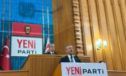 Özgür Özel Meclis'te: Yeni Parti ile ana muhalefet lideri olarak yer aldı! 'Hem heyecan hem sorumluluk'