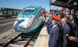 Ankara - İstanbul arası 4 saatin altına inecek: Bakan Uraloğlu tarih verdi!
