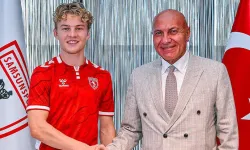 Samsunspor'a yeni transfer! Danimarkalı futbolcu Oskar Ohlenschlaeger kadroya katıldı
