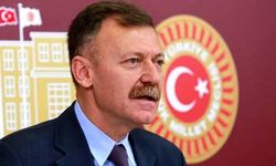 Aytuğ Atıcı kimdir? CHP Genel Başkan Adayı Aytuğ Atıcı nereli, kaç yaşında, mesleği nedir?