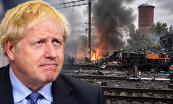 Boris Johnson dakikalarla kurtuldu! Tren ayrıldıktan sonra Rusya istasyonu vurdu