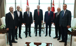Cumhurbaşkanı Erdoğan, HÜDA PAR Genel Başkanı Yapıcıoğlu'nu kabul etti