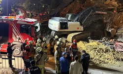 Küçükçekmece'de 6 katlı bina çöktü! Yaralılar var